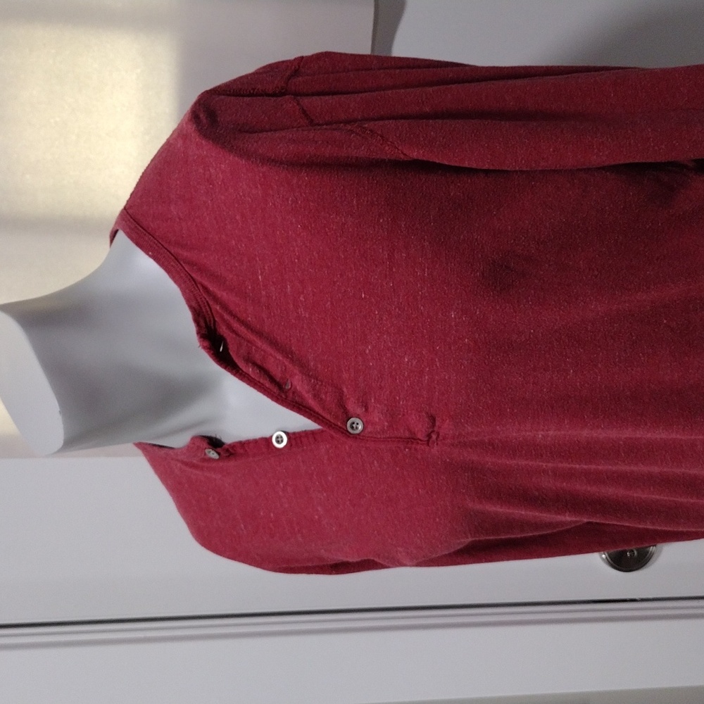 J. Crew mens red cotton 3 button Henley. Large